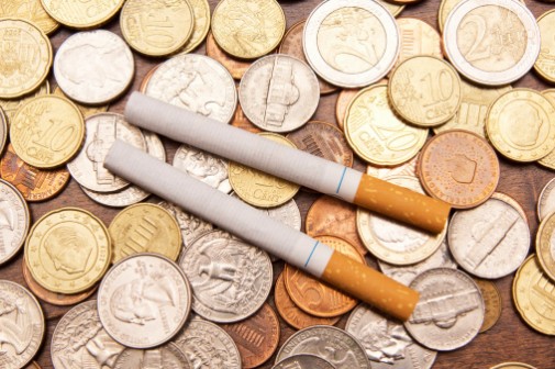 High smoking tax would prevent 200 million deaths by 2025